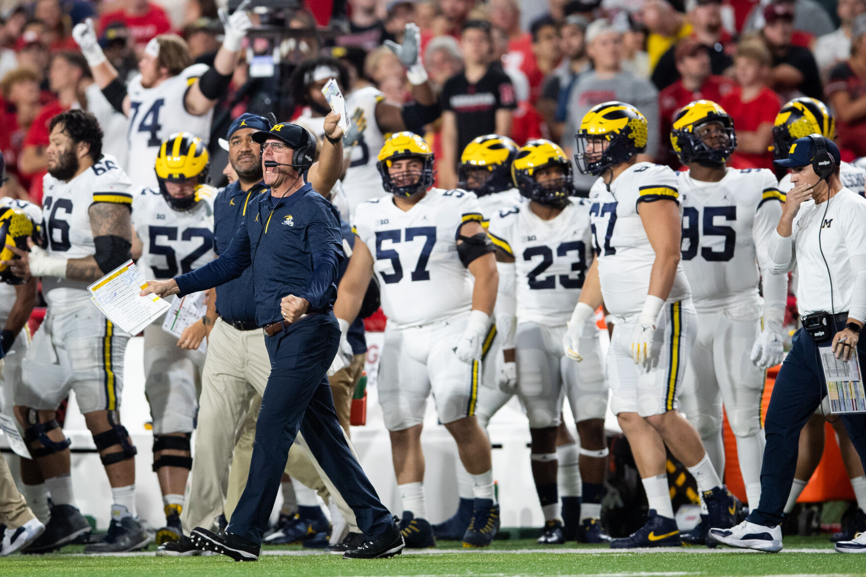 101021-owh-spo-nebmichigan-ar27.JPG